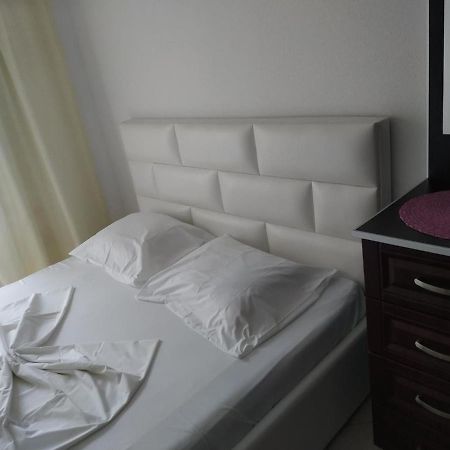 Aparthotel Vila Tufi Velipoje Ngoại thất bức ảnh
