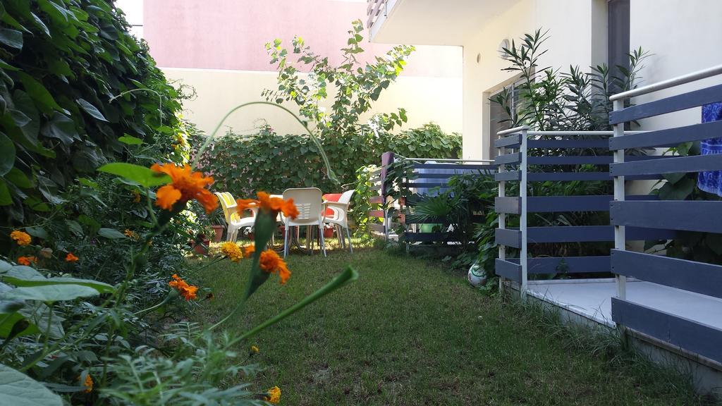 Aparthotel Vila Tufi Velipoje Ngoại thất bức ảnh