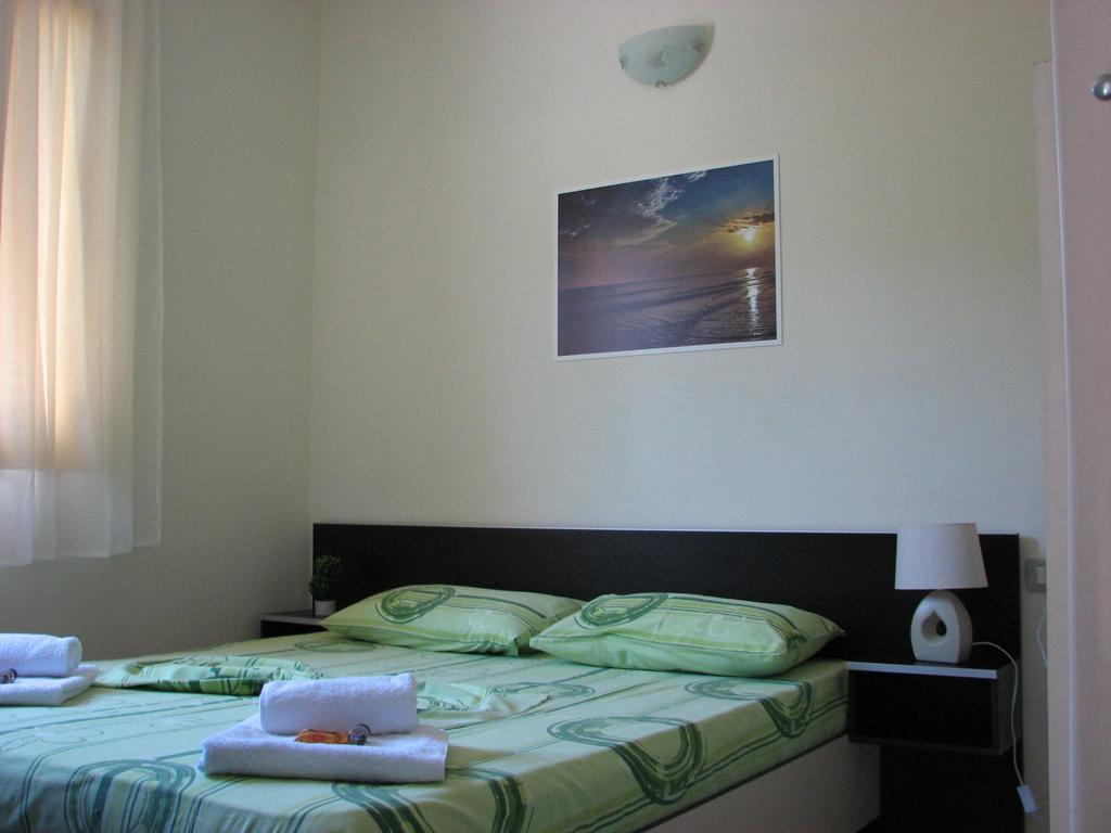 Aparthotel Vila Tufi Velipoje Ngoại thất bức ảnh