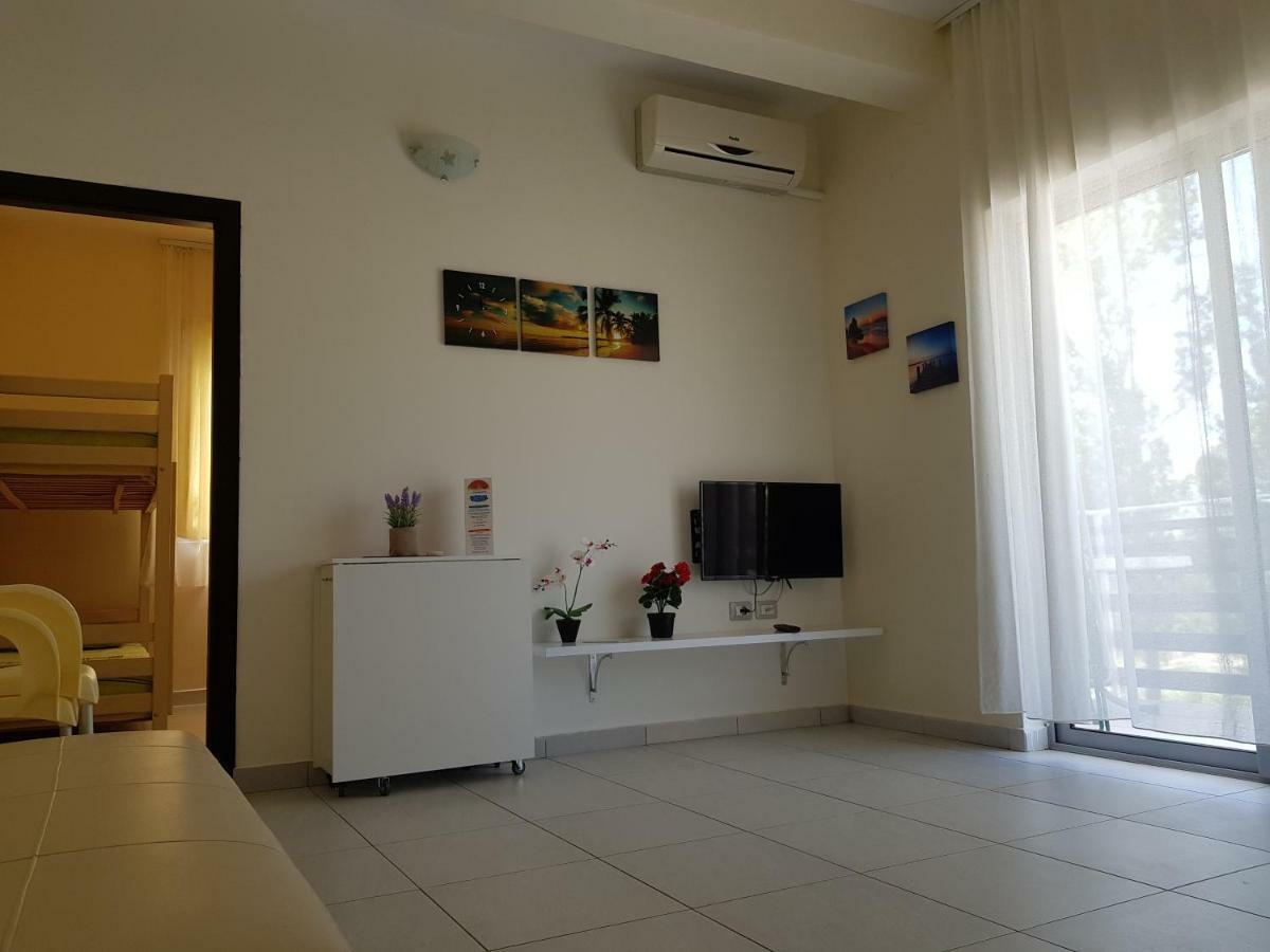 Aparthotel Vila Tufi Velipoje Ngoại thất bức ảnh